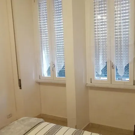 Hanna's House Metro Pyramid 로마