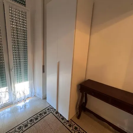 Hanna's House Metro Pyramid