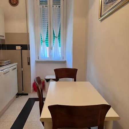Hanna's House Metro Pyramid דירה *